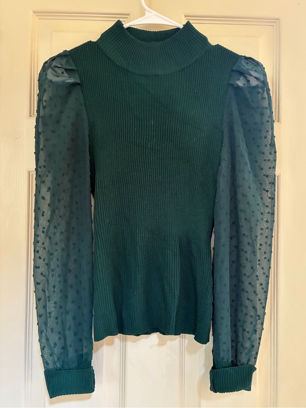 CRAVE FAME Green Puff-Sleeve Knit Top